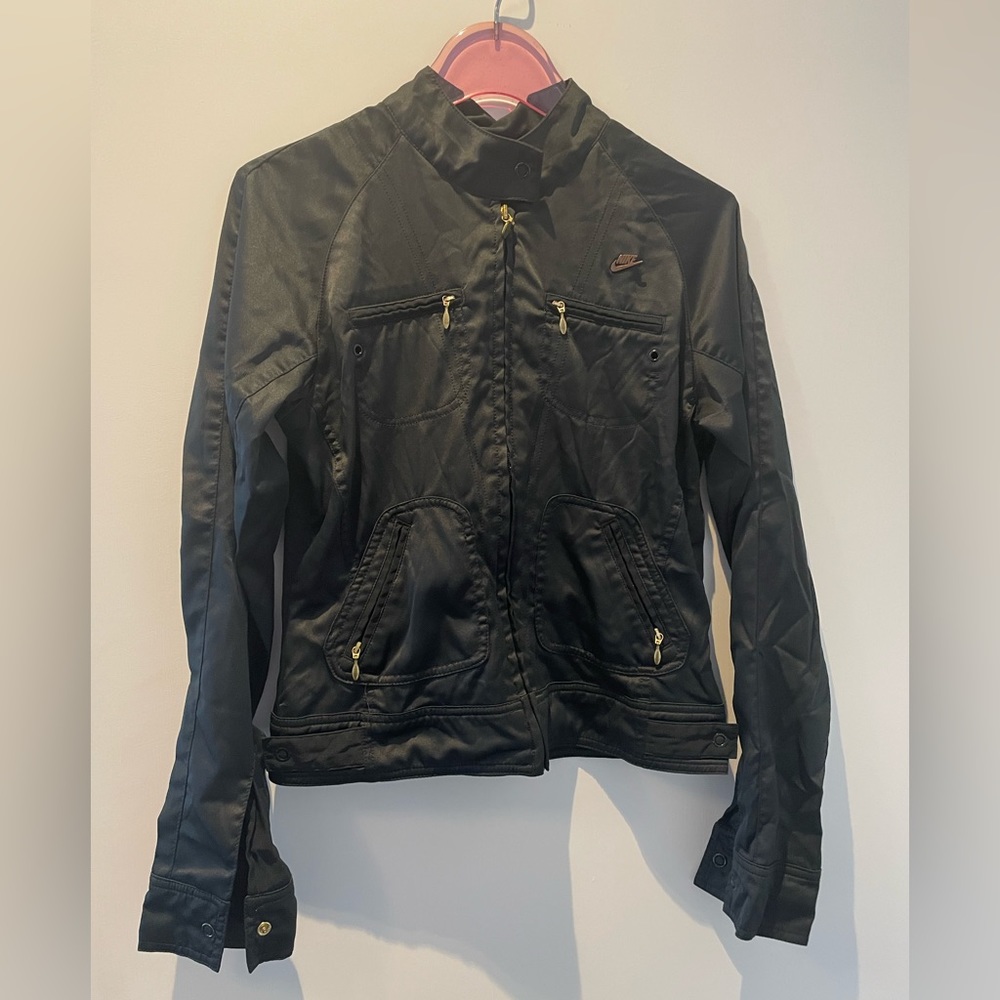 Nike women’s bomber style jacket
